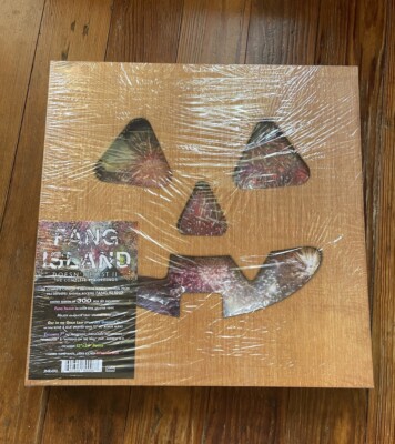 Fang Island Doesn t Exist II: The Complete Recordings Wooden Boxset Numbered
