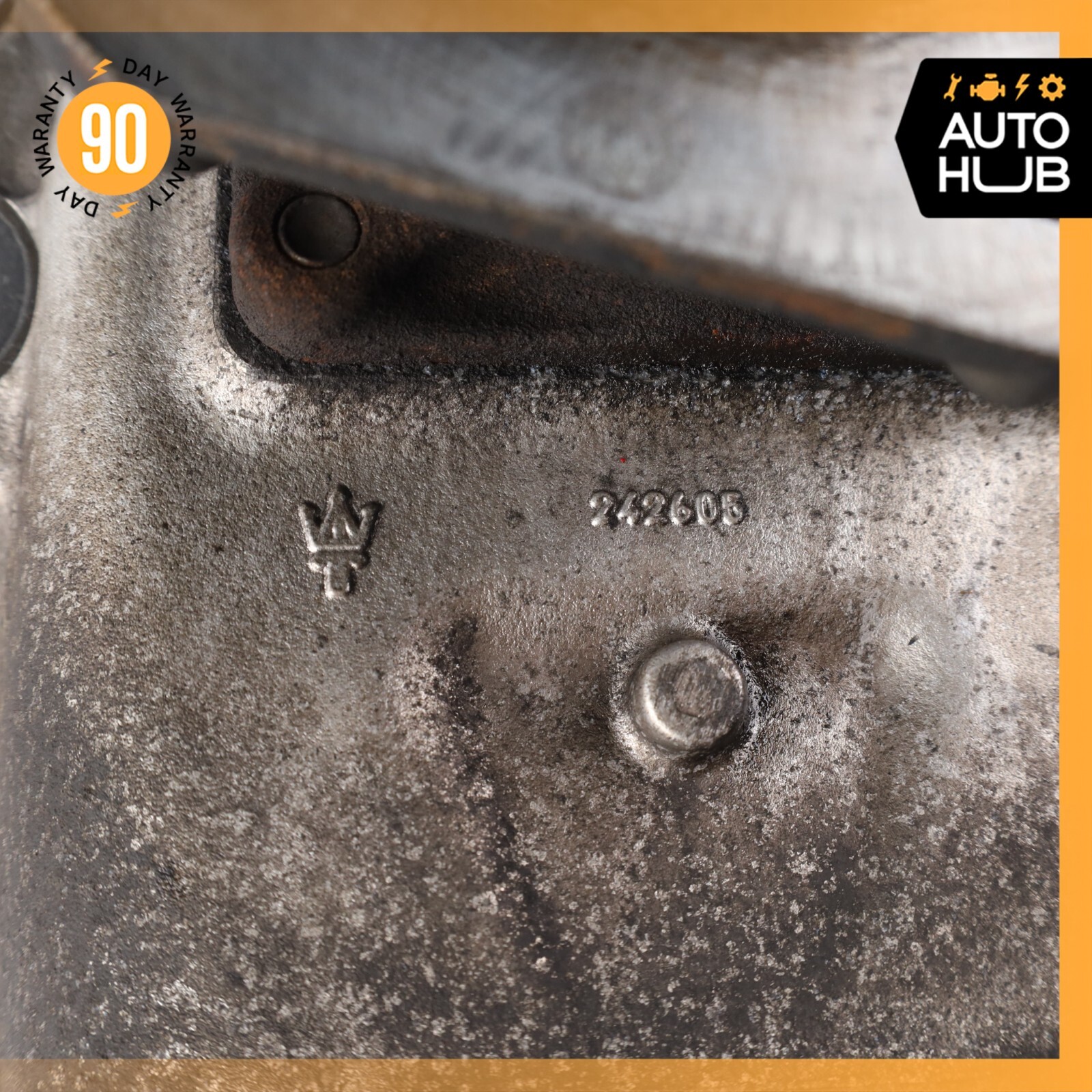 11-19 Maserati Quattroporte S M139 Front Right Side Spindle Knuckle Hub OEM
