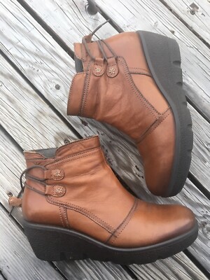 Atrai Cognac Brown Wedge Shoes Ankle Boots Zip Back Laced Size 40 EUR 9 US Women