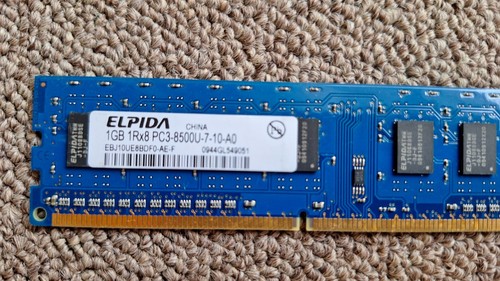 1 GB DDR3-RAM 240-pin 1Rx8 PC3-8500U non-ECC 'Elpida EBJ10UE8BDF0-AE-F' - Picture 4 of 10
