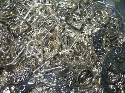 Bastelset Metallteile-Verbinder-Ohrhänger-Anhänger-Charms-bronze-gold-silber 50g