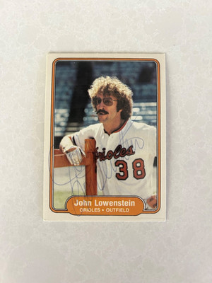 1982 fleer John Lowenstein auto autograph signed