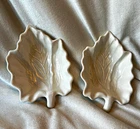 Pair Vtg Hull Pottery White Leaf Trinket Dishes Ovenproof USA Ceramic Plates 6"