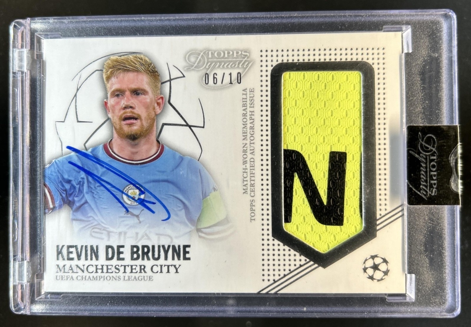 2022-23 Topps Dynasty UEFA Kevin De Bruyne Patch Auto Autograph #/10 Man City view 1