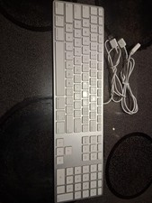 Apple A1243 MB110LL/B Wired Keyboard