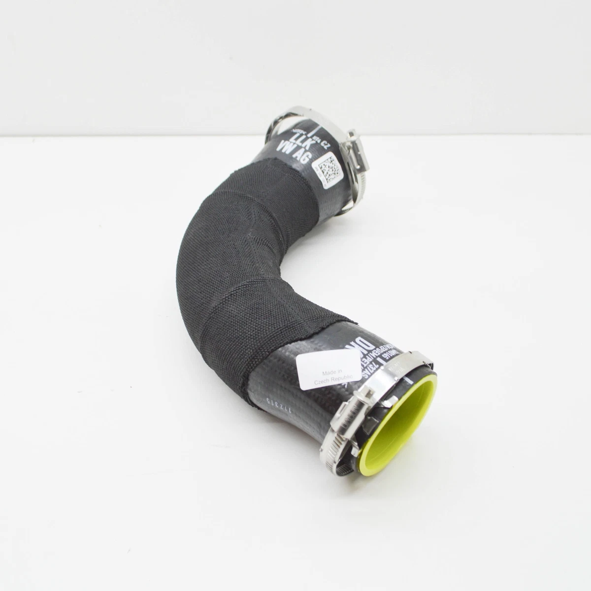 PORSCHE CAYENNE 9YA Intercooler Left Upper Hose Pipe PAB145737A  