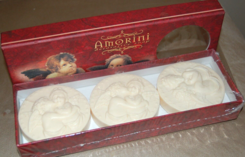 New Amorini Decorative Soap Athena's Italian Angels 3 piece  MI Italy - Picture 1 of 3