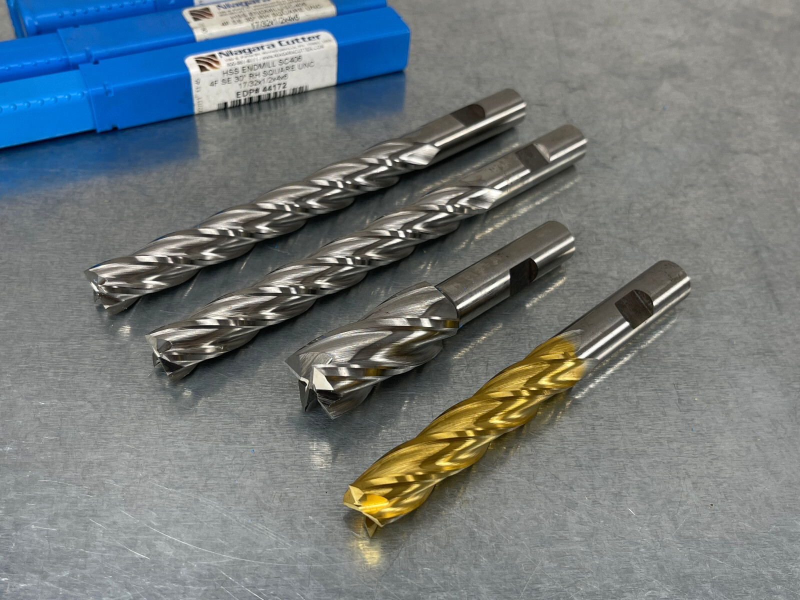 (4) Niagara End Mill HSS TiN 4FL 17/32" x 1/2" x 21/2" x 41/2" N42170