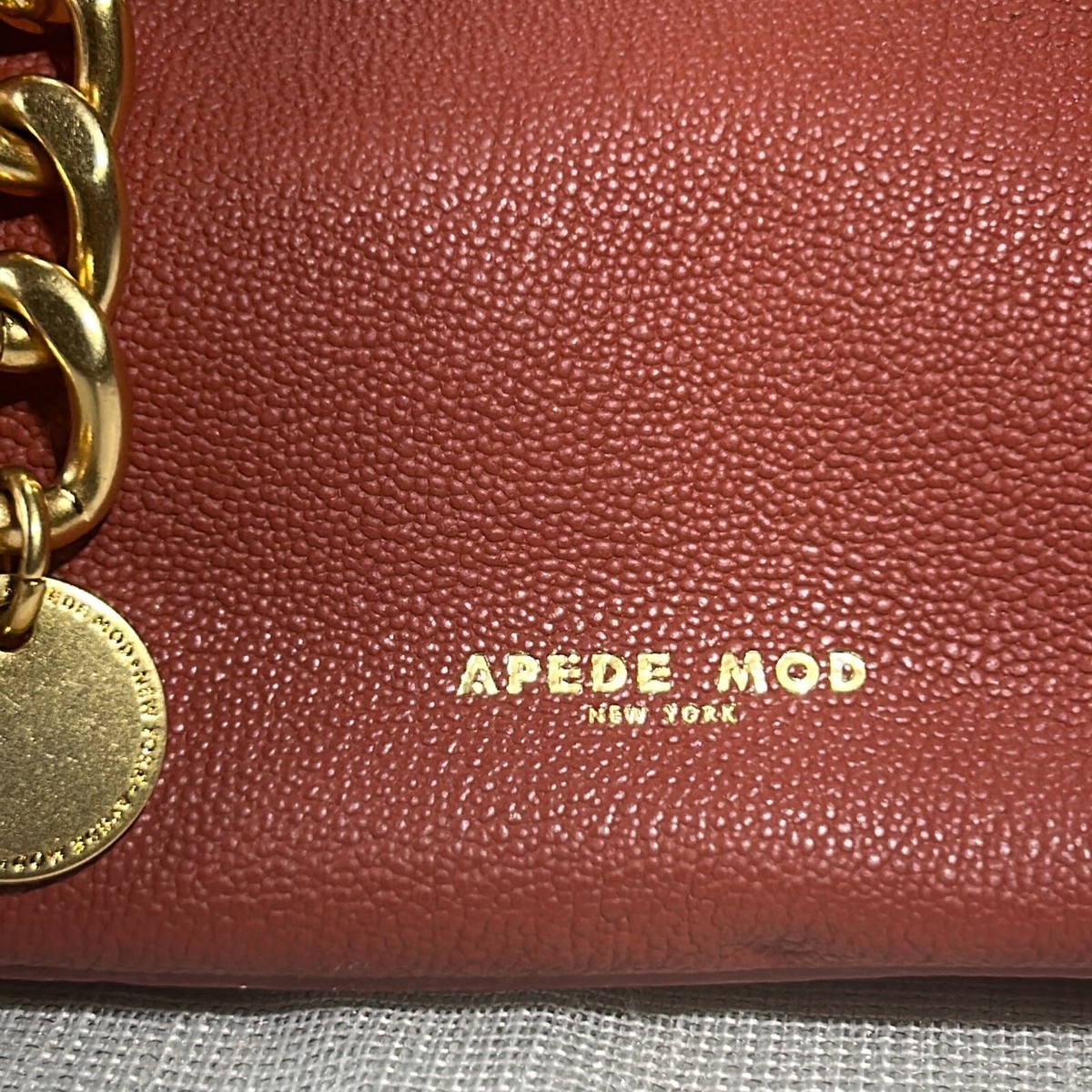 Apede Mod Handbag Brown Chain Leather Detail Detachable