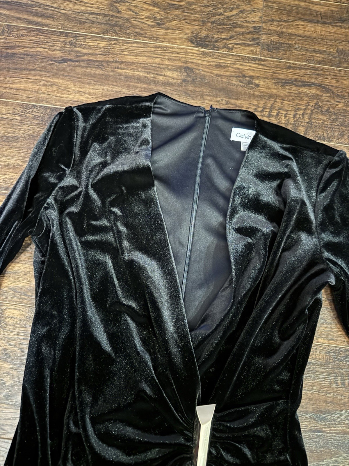 NWT Calvin Klein Black Wrap Velvet Dress Size 4 thumbnail 4