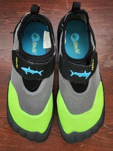 NEWTZ Kids 4-5 Youth Water Shoes Black Neon Green