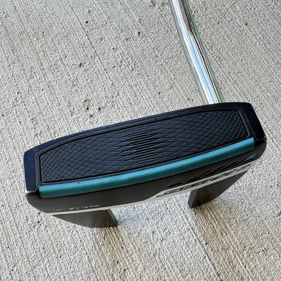 Ping Sigma 2 Tyne Mallet Putter 34" Right Handed Super Stroke Grip w/ Head Cover - Image 4 of 4