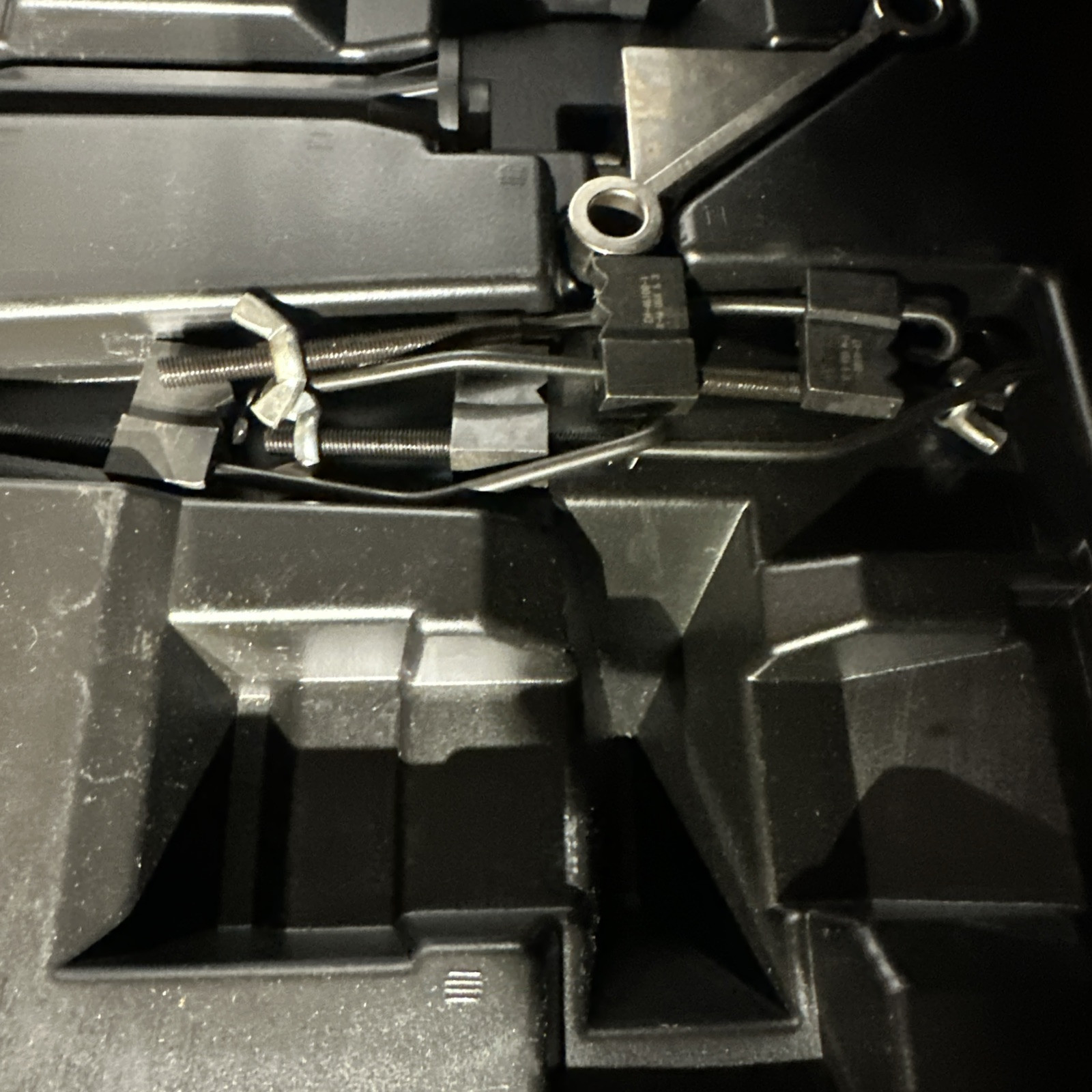 Kent Moore High Feature Engine Tool EN-46124  2004-2012 high feature V6 engines