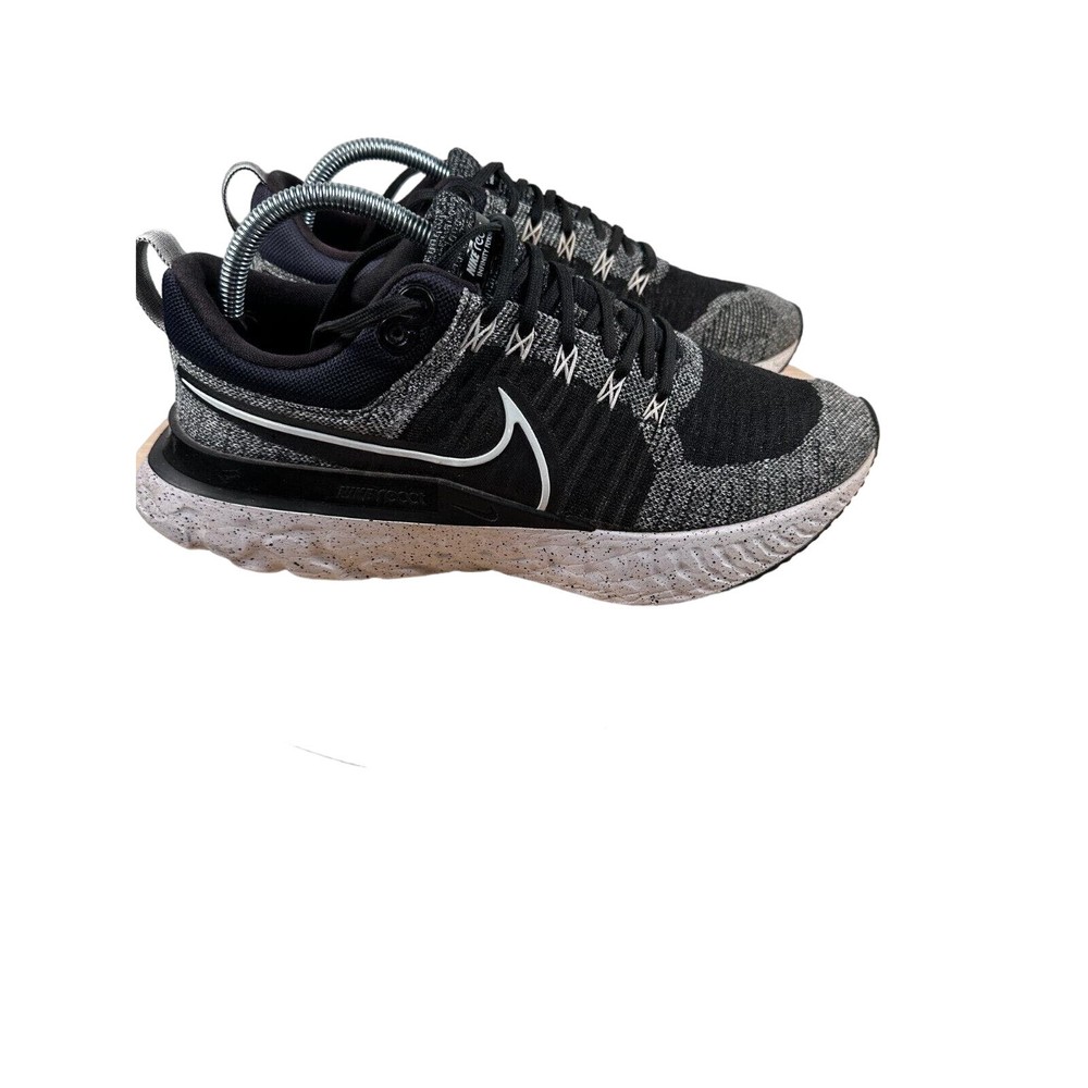 Nike React Infinity Run Flyknit 2 White Black Womens Size 11 Running Shoes