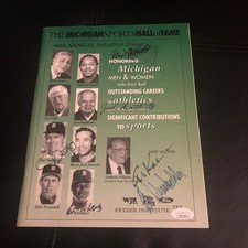 Michigan Hall Of Fame Signed Program SchembechlerHeathcote Kaline WhitikerNorthr