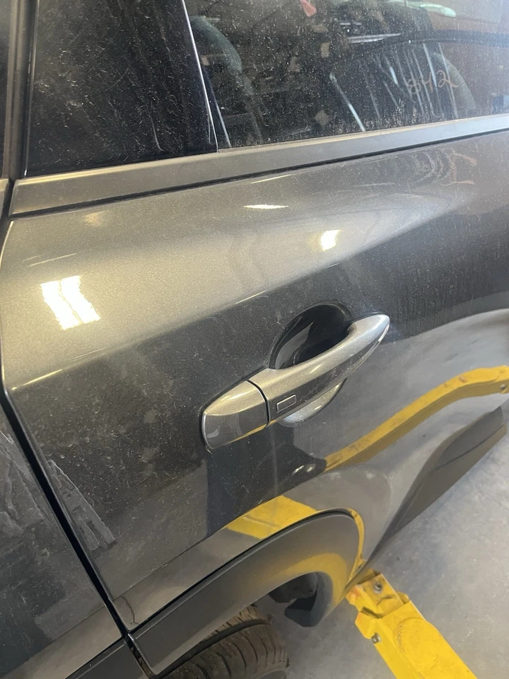 2021-2024 NISSAN ROGUE SV ПАССАЖИРСКАЯ ЗАДНЯЯ ПРАВАЯ ДВЕРЬ В СБОРЕ СЕРЫЙ КОД KAD - Изображение 2 из 4