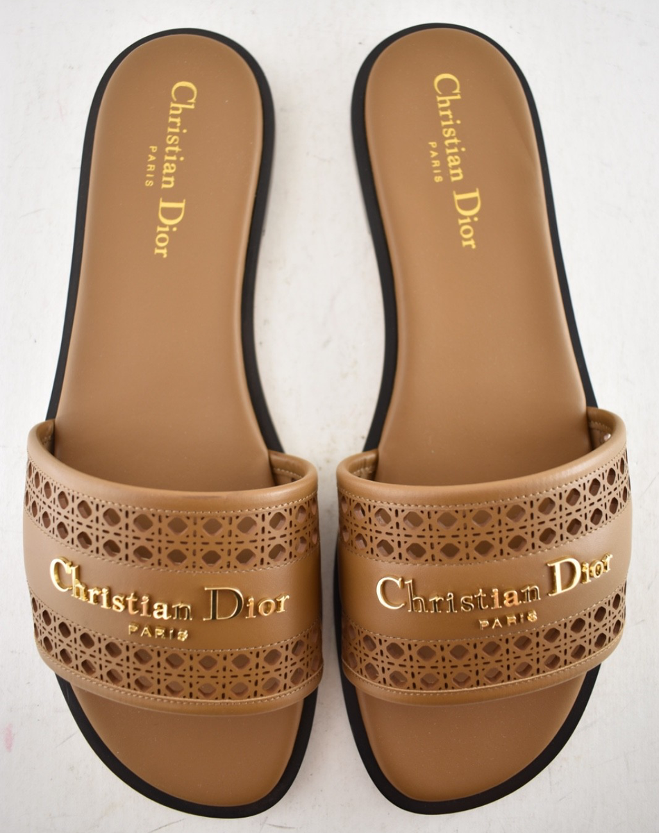 Dior ウイングチップ レザーシューズ　26cm チョコレート Dior ウイングチップ レザーシューズ 26cm チョコレート Dior ウイング