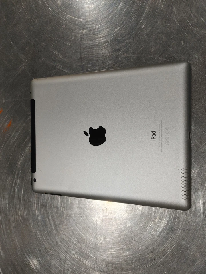 Good Condition Apple iPad 4 Black 64GB WiFI + Cellular Tested Working - Image 3 of 4