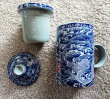 Chinese Porcelain Tea Cup Infuser Strainer with Blue Dragons and Waves