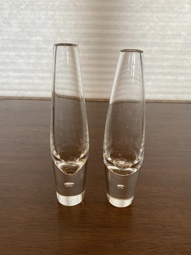 BEAUTIFUL VTG STEUBEN Crystal Teardrop Bud Vases By DAVID HILLS PAIR SIGNED 8"H