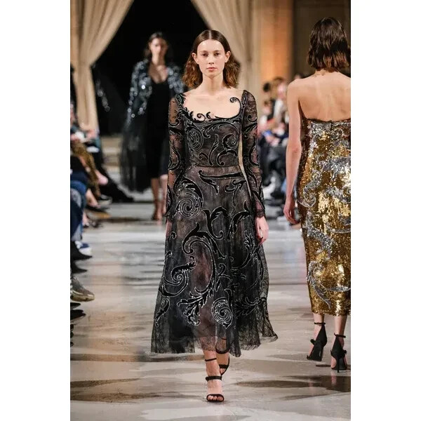 Haute Couture Imperial Dress 2018 Oscar De La Renta Long