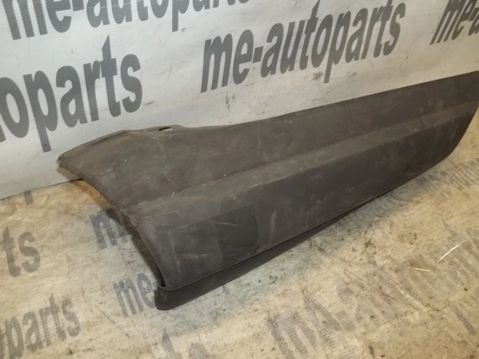 77-85 MERCEDES BENZ W123 OEM PASAJERO DERECHO TRASERO IMPACTO PARACHOQUES EXTREMO ALA DE GOMA Foto 2 de 4