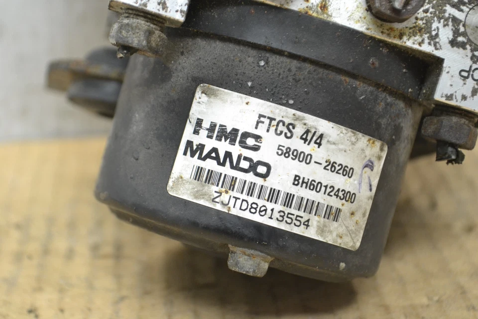 Hyundai Santa Fe 2005-2006 ABS control de bomba OEM 5890026260 módulo 107-11B7 Foto 2 de 4