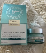 IT Cosmetics Confidence In A Gel Cream Oil-Control Face Moisturizer 2 oz New