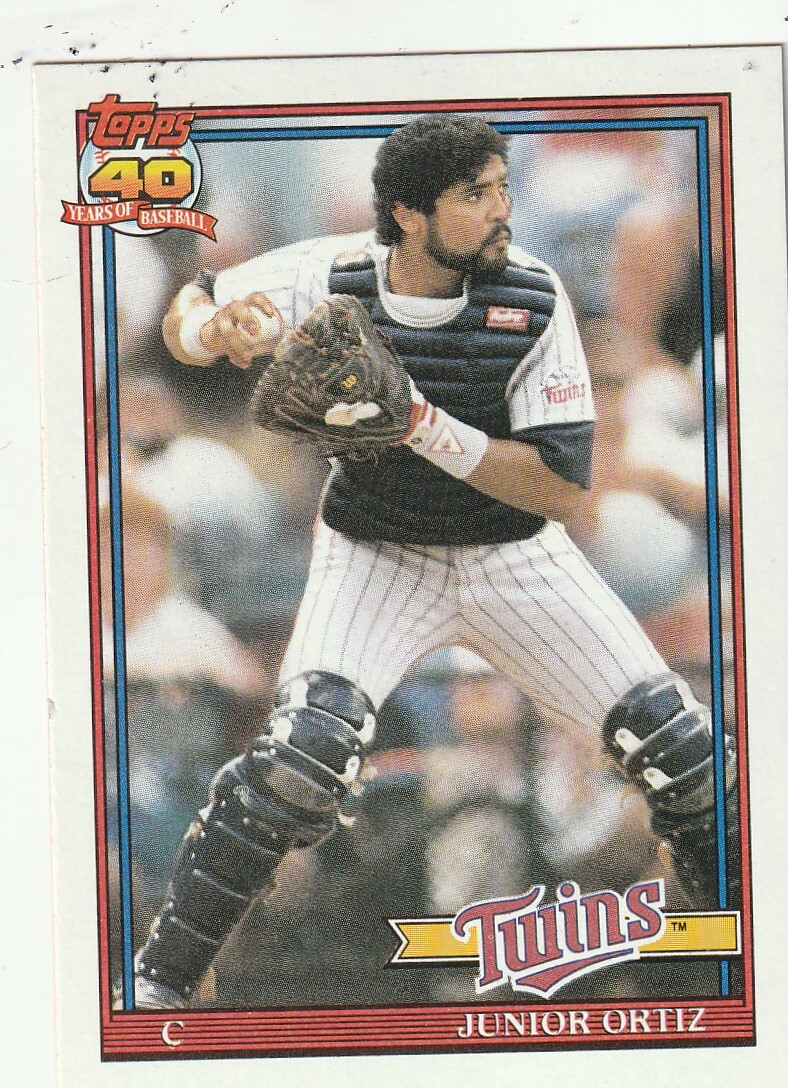 FREE SHIPPING-MINT-1991 Topps Junior Ortiz #72 TWINS-40 YEARS OF BASEBALL
