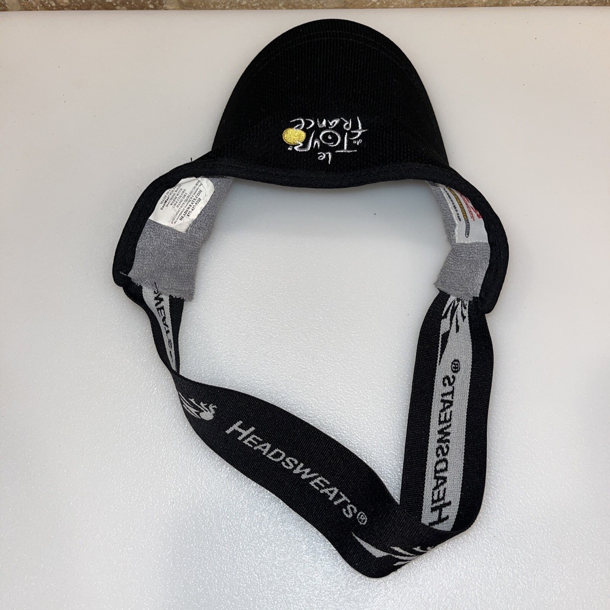 CASQUETTE AVEC VISIÈRE DE PROTECTION TRANSPARENTE