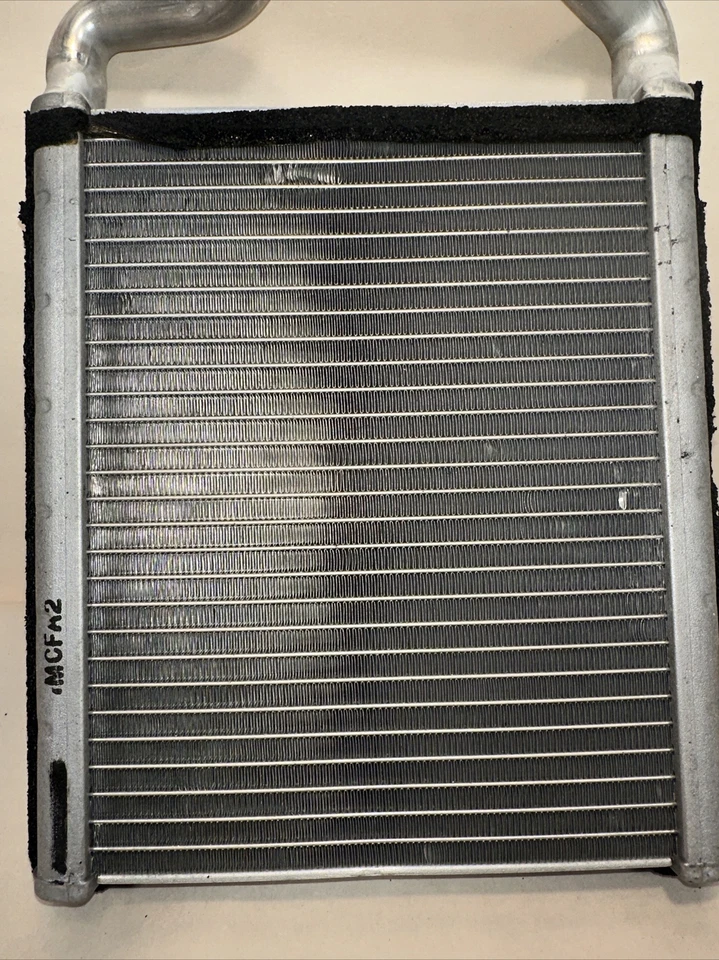 Hyundai Elantra 2017-2018 Heater Core Radiator Oem - Image 2 of 4