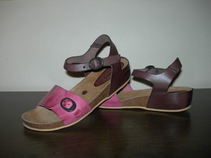 girls kickers sandals