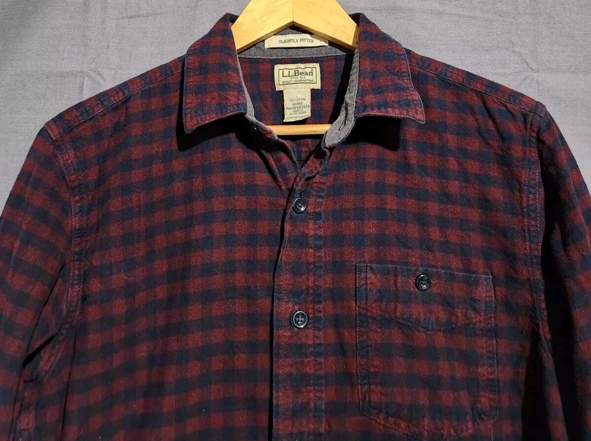 LL Bean Shirt Mens M Slightly Fitted Midweight Flannel Plaid Chest Pocket Hiking