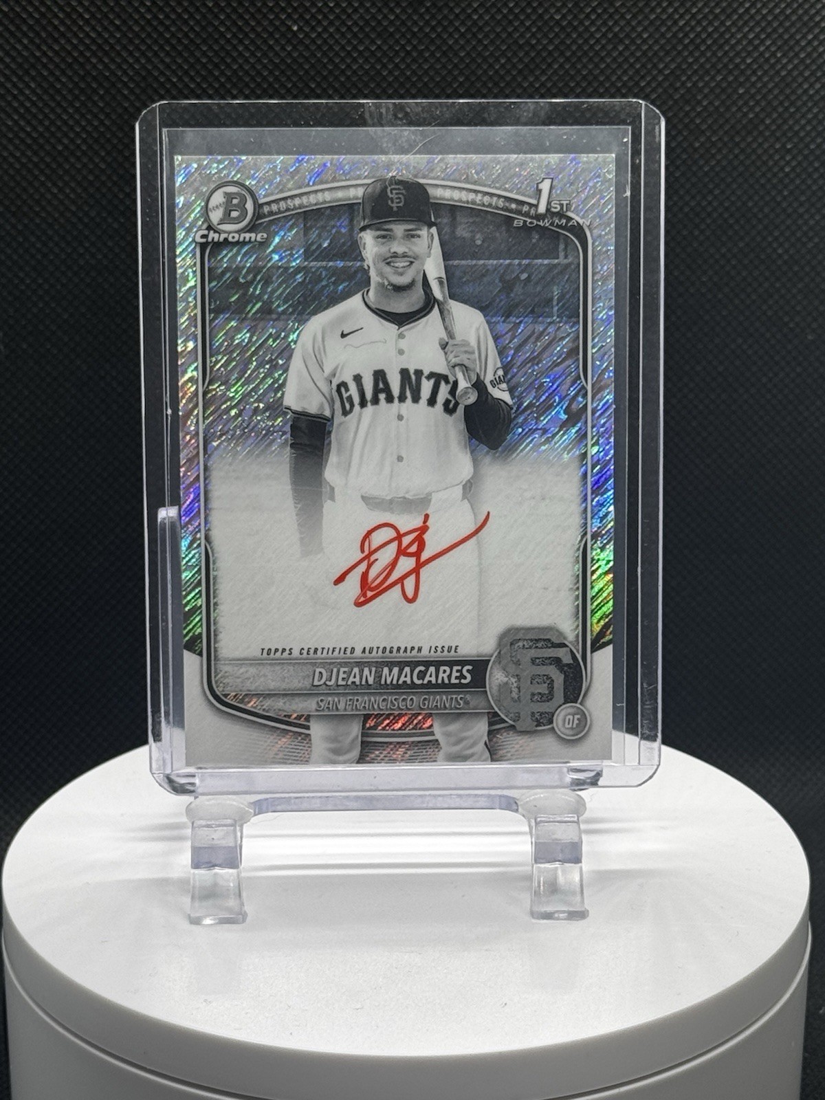 2025 Bowman Chrome Djean Macares #CPA-DM 1st Black & White Shimmer Red Ink Auto