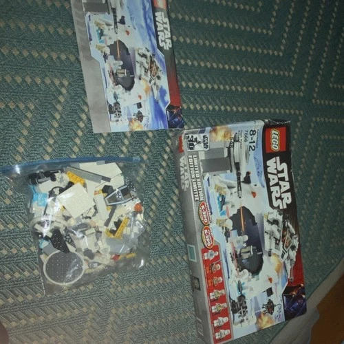LEGO Star Wars Hoth Rebel Base 7666 Complete Set with Box & Characters