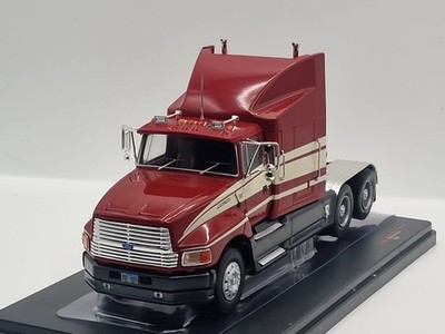 FORD Aeromax - 1990 - darkred / cream - IXO 1:43