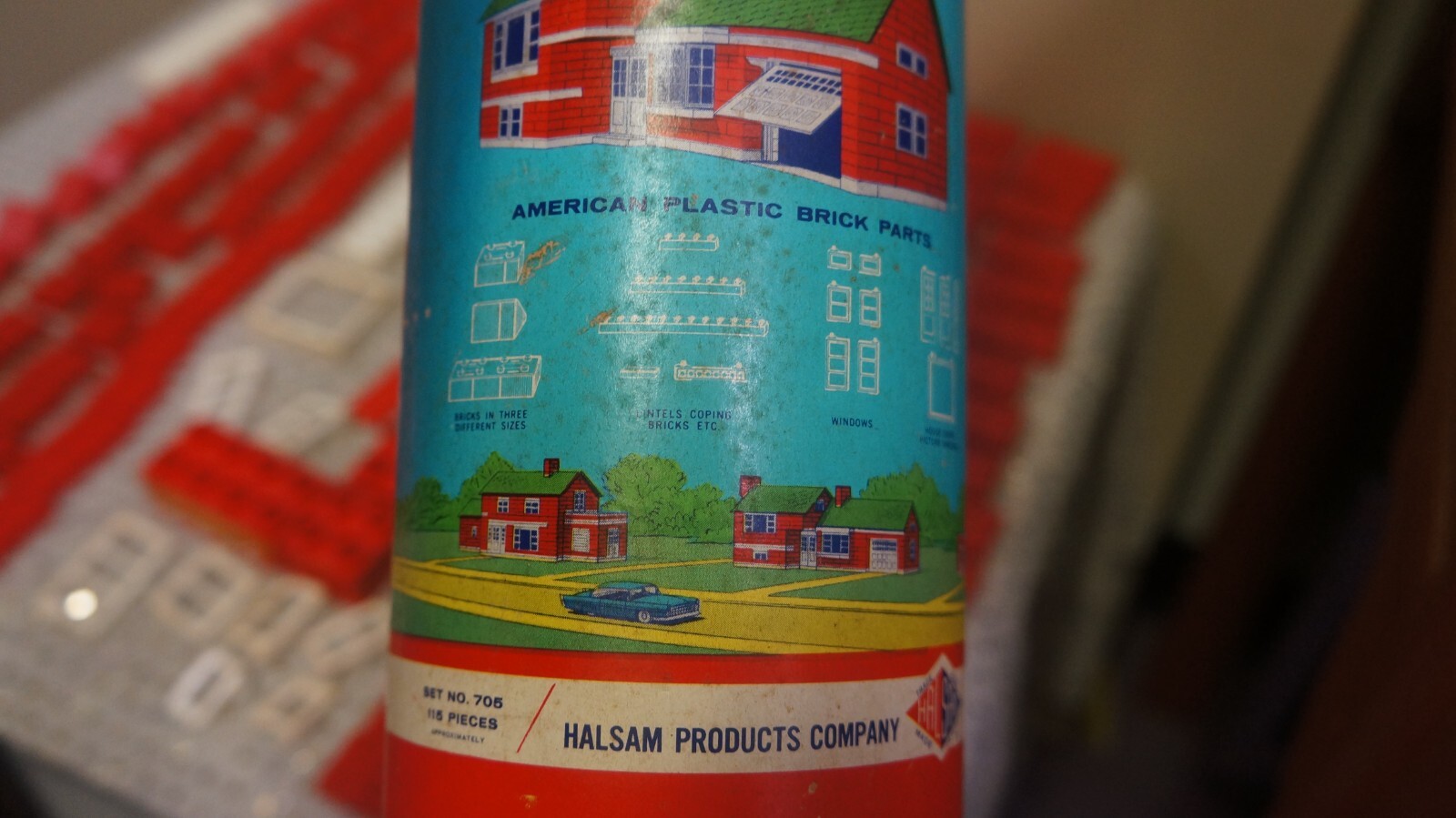 VINTAGE PLASTICS HALSAM AMERICAN PLASTIC BRICKS SET IN CONTAINER Set ...
