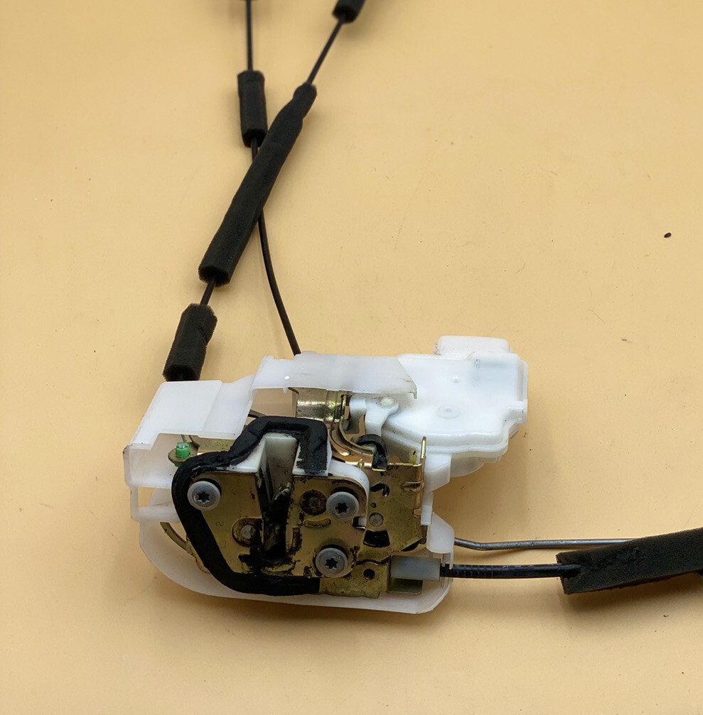 Nissan Xterra Pathfinder Front Left Door Lock Latch Actuator 2005