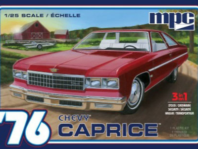 MPC 1/25 1976 Chevy Caprice with Trailer (3 'n 1) Plastic Model Kit #963