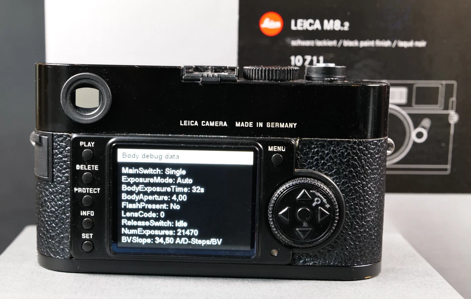 LEICA M8.2 black paint extrem selten #10711  - ROTER PUNKT KAMERA An-Verkauf - Bild 2 von 4