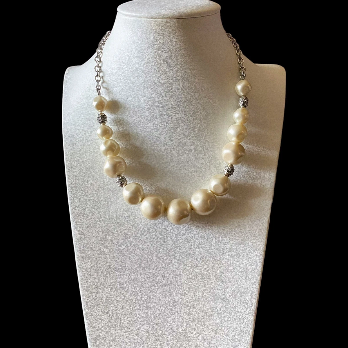 Lia sophia pearl best sale necklace
