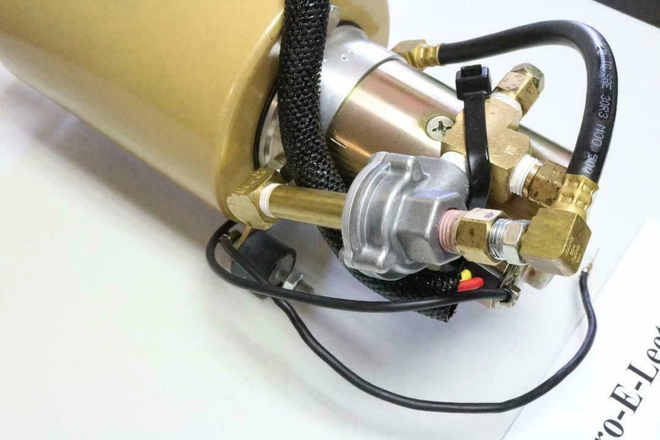 1948 1949 1950 1951 1952 1953 1954 Packard ventana y techo motor bomba 6 voltios ¡Nuevo!! Foto 2 de 3