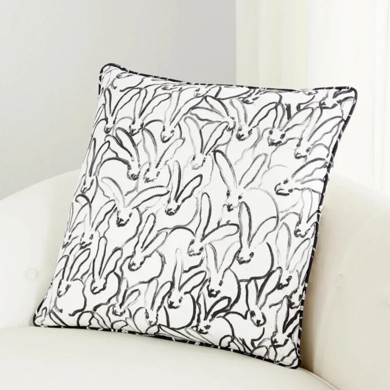 Hunt Slonem Rabbit Run Pillow - Thumbnail 5