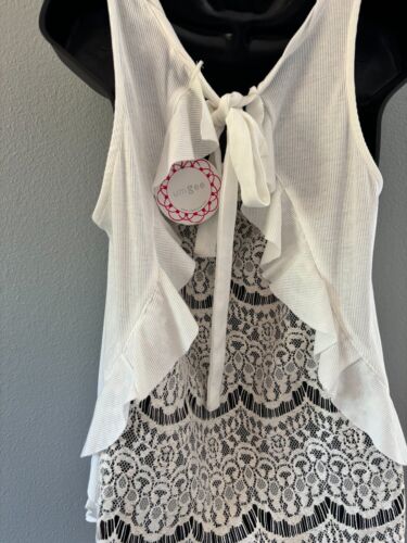 NWT Umgee Ivory Ruffle & Lace Tank Womens Size Large Scoop Neck Stretch - Picture 7 of 13