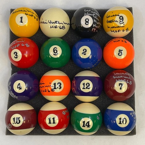 ๐ฑ WILLIE MOSCONI "HUSTLER" & "HOF 68" SIGNED FULL 16-BALL SET โ JSA CERTIFIED - Picture 2 of 13