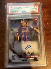 2021-22 Topps Chrome UEFA Women's Lieke Martens Refractor Auto PSA 10 Gem Pop 2!