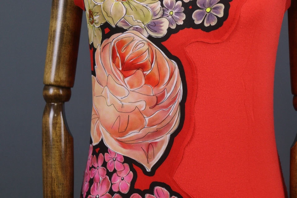 Regata Desigual multicolorida floral sem mangas gola redonda tamanho G - Imagem 4 de 4