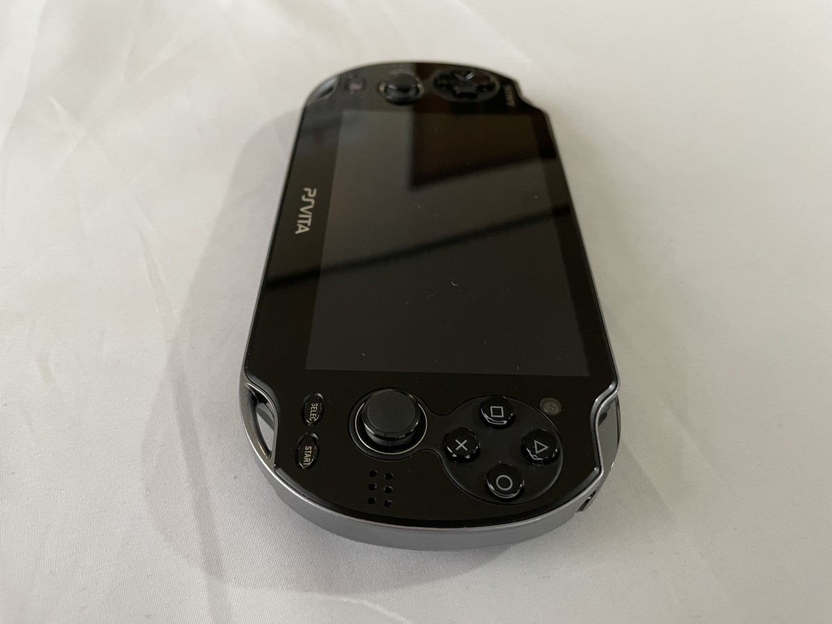 SONY Playstation PS Vita Wi-Fi Model PCH-1000 ZA01 Console