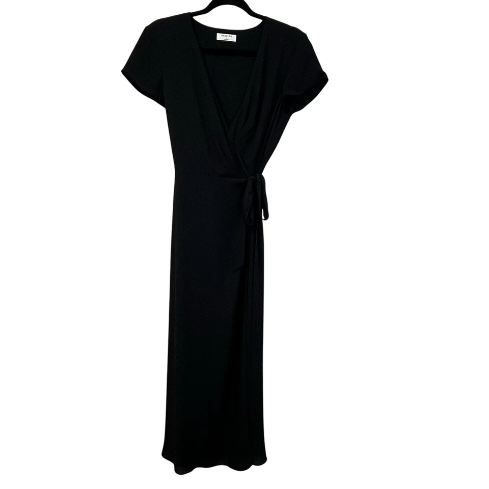 Vestido Aritzia Babaton Clásico Negro Crepe Envolvente Manga Corta Talla Pequeña LBD Foto 3 de 4