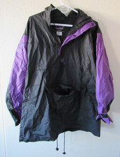 VINTAGE XENA WARRIOR PRINCESS OFFCIAL PRODUCT HOODED RAINCOAT